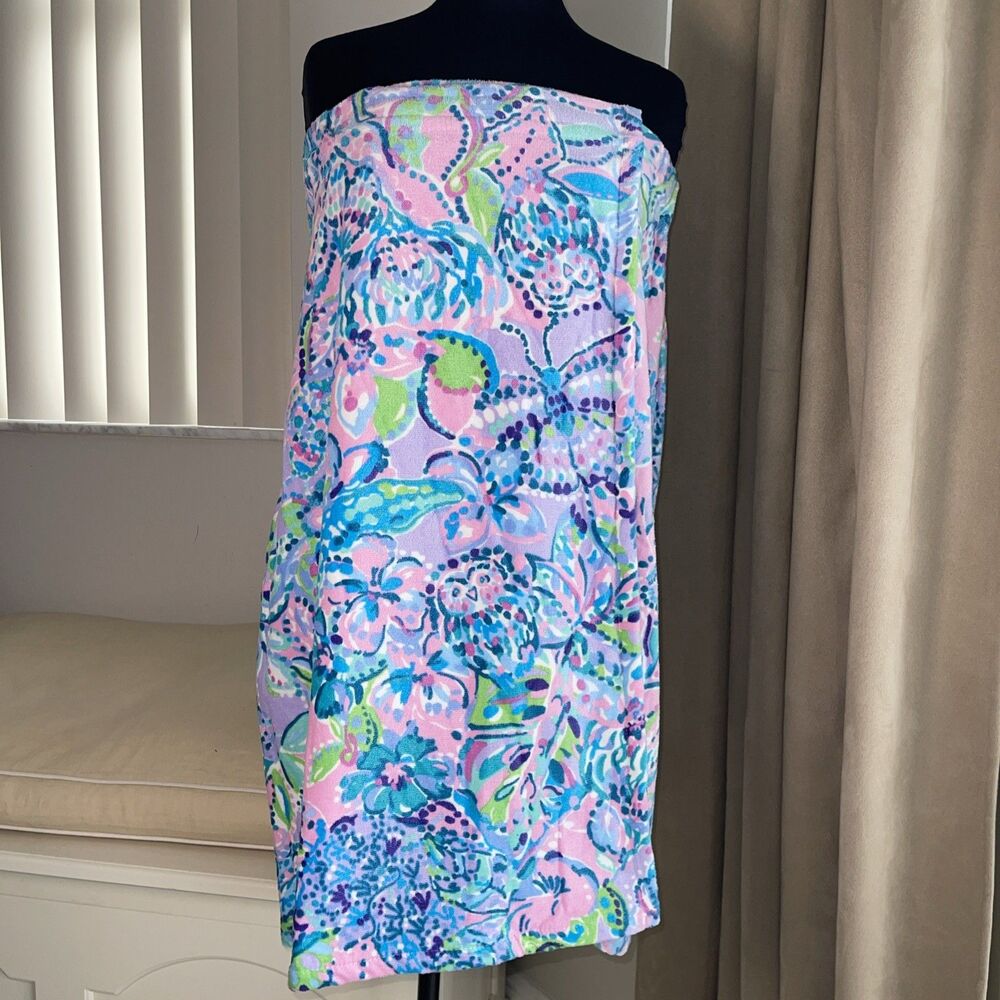 Lilly Pulitzer strapless towel wrap